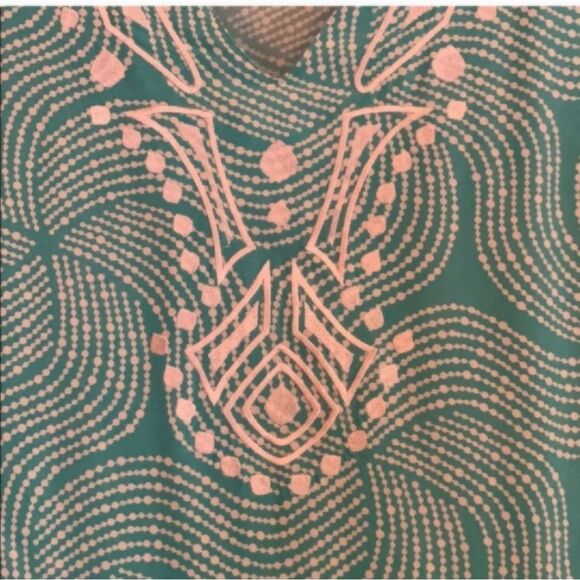 Escapada Size Medium Tunic - Picture 3 of 9